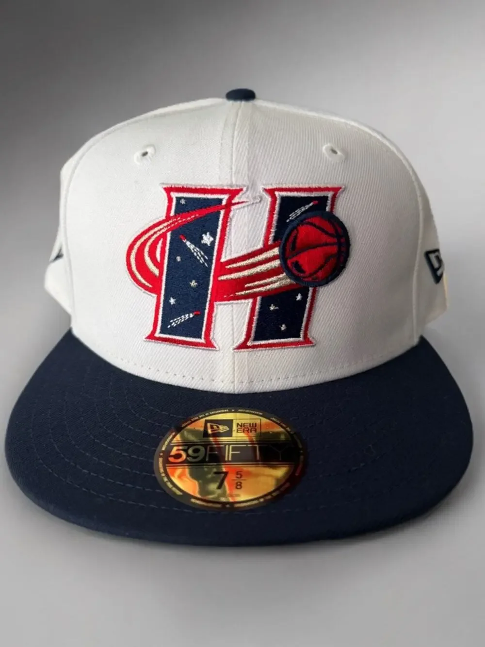 New Era 59FIFTY Houston Comets WNBA Fitted Hat White Navy Space Logo 7 5/8 NWT